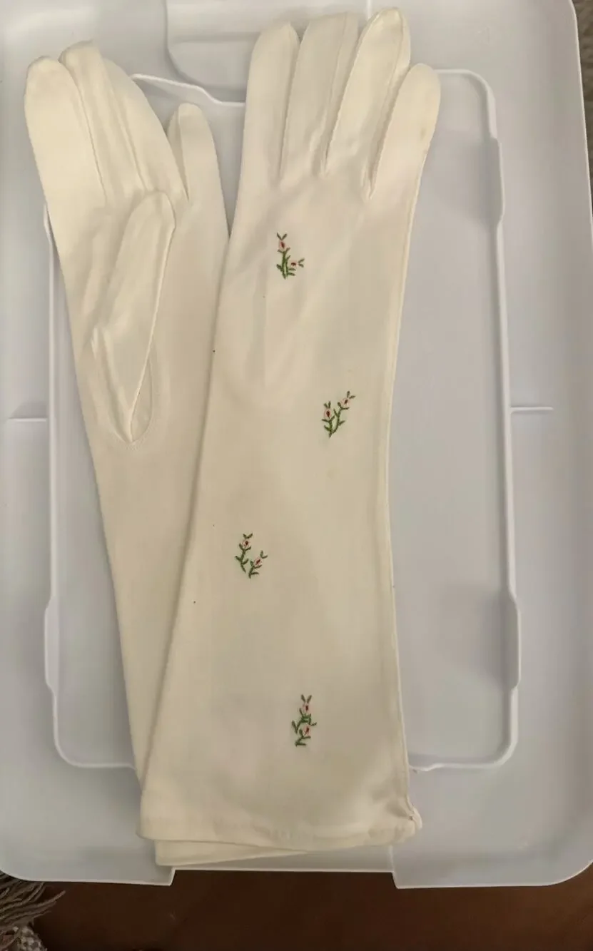 VTG Fownes Royale Double Woven Cotton Embroidered Gloves 7.5 FLAW